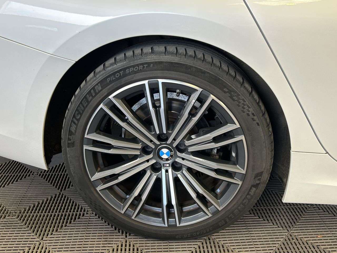 2019 BMW 3 SERIES 2019 BMW 3 SERIES