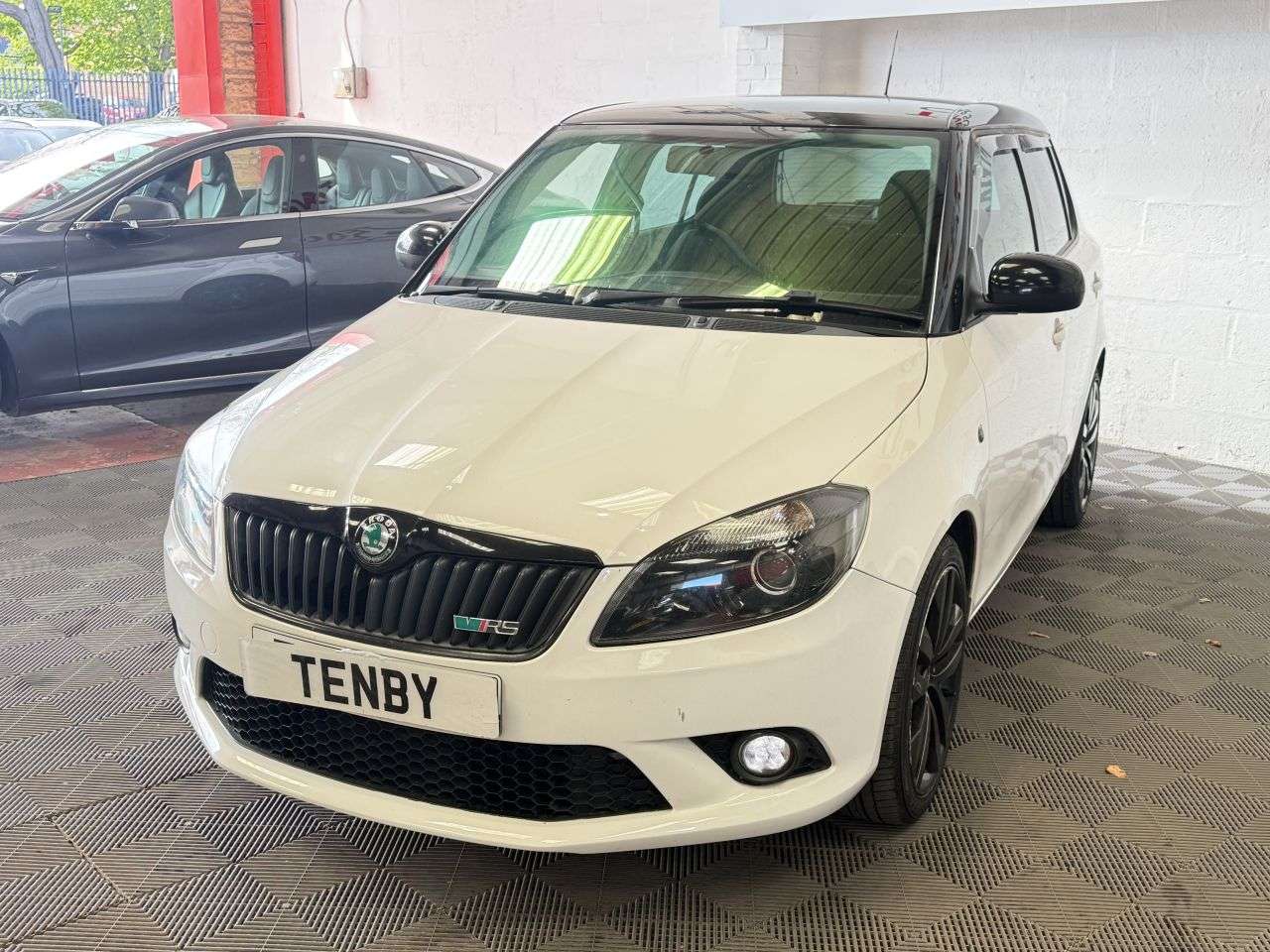 A 2012 SKODA FABIA 1.4 TSI vRS S2000 Hatchback 5dr Petrol DSG Euro 5 (180 ps) A 2012 SKODA FABIA 1.4 TSI vRS S2000 Hatchback 5dr Petrol DSG Euro 5 (180 ps)