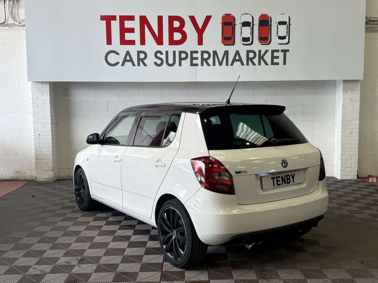 2012 SKODA FABIA 2012 SKODA FABIA