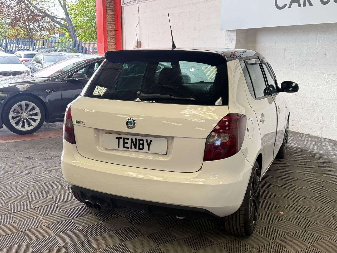 2012 SKODA FABIA 2012 SKODA FABIA