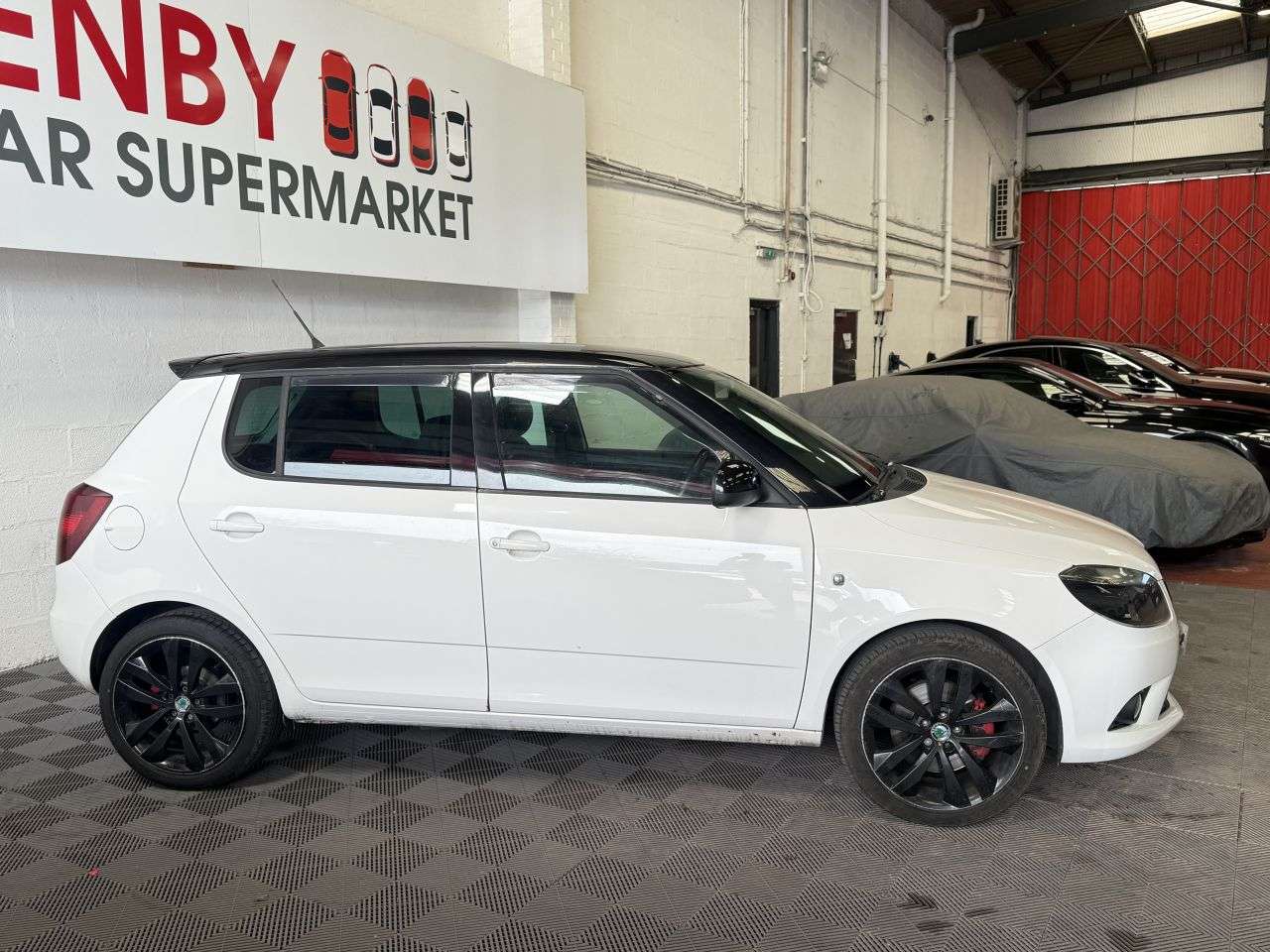 2012 SKODA FABIA 2012 SKODA FABIA