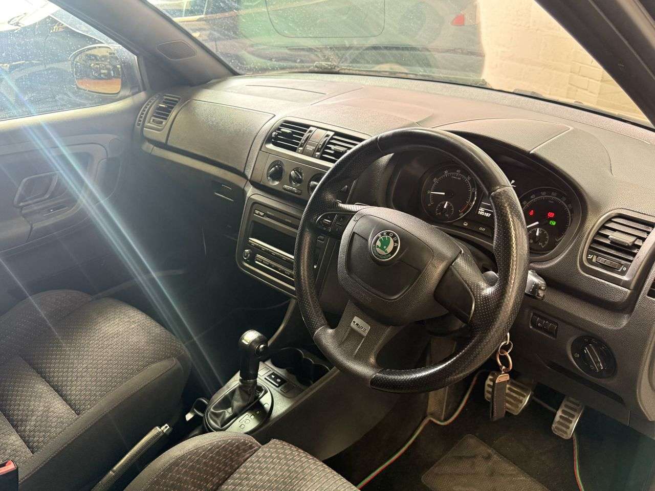 2012 SKODA FABIA 2012 SKODA FABIA