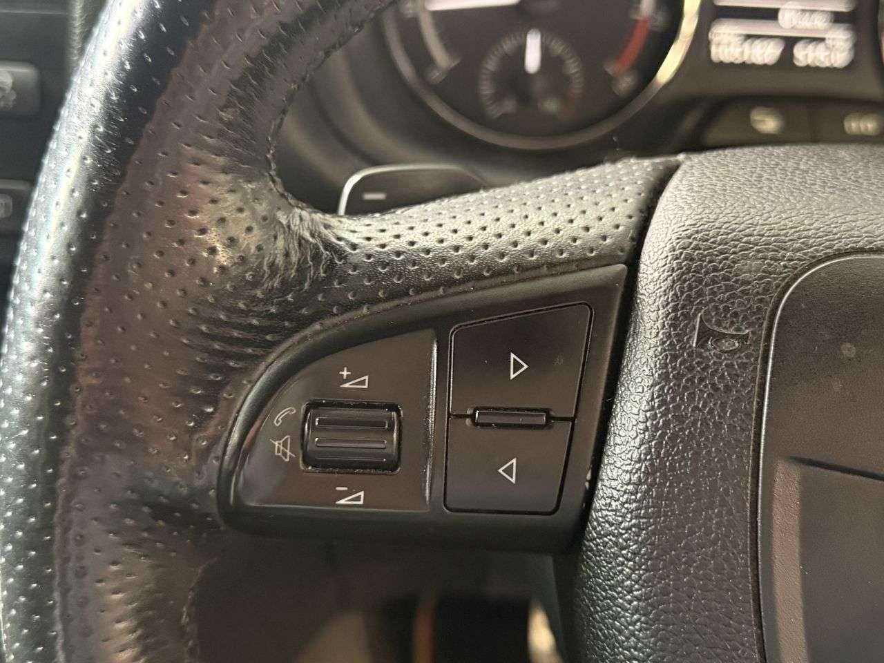 2012 SKODA FABIA 2012 SKODA FABIA