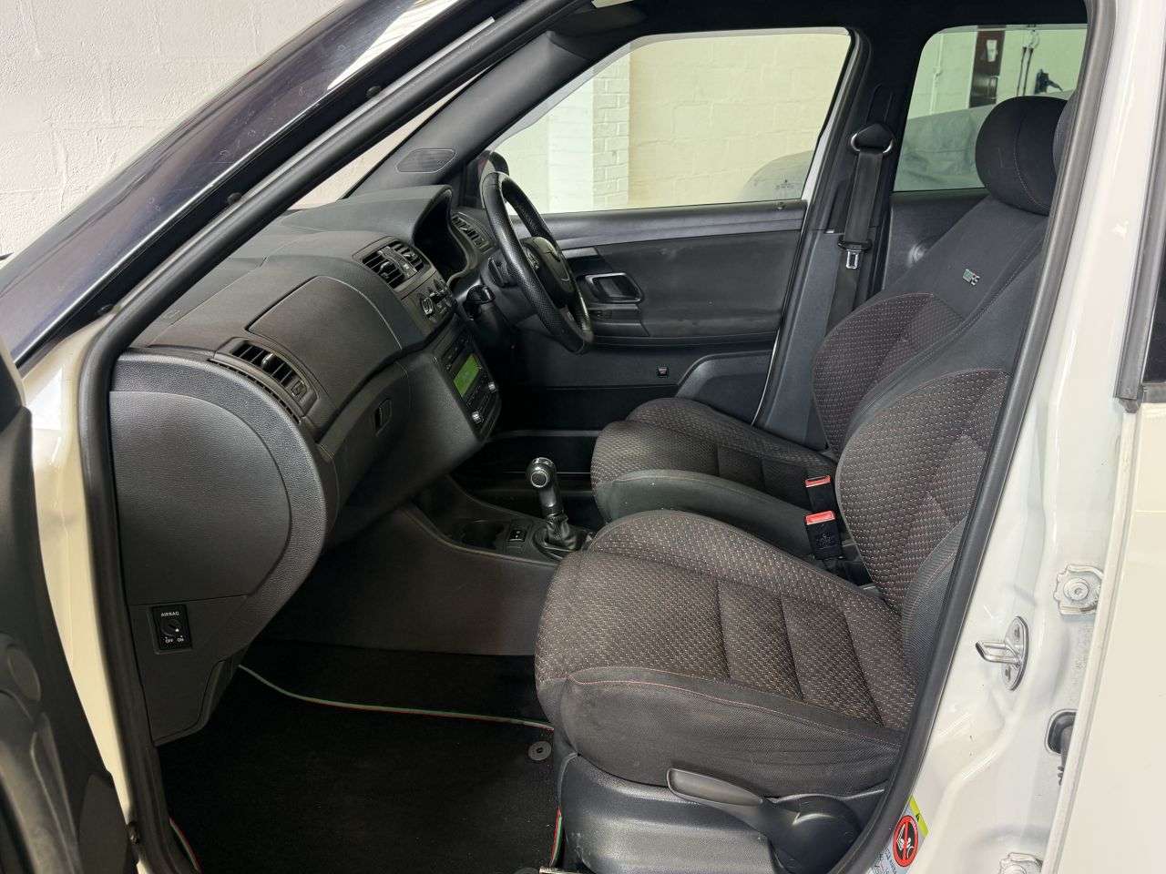 2012 SKODA FABIA 2012 SKODA FABIA