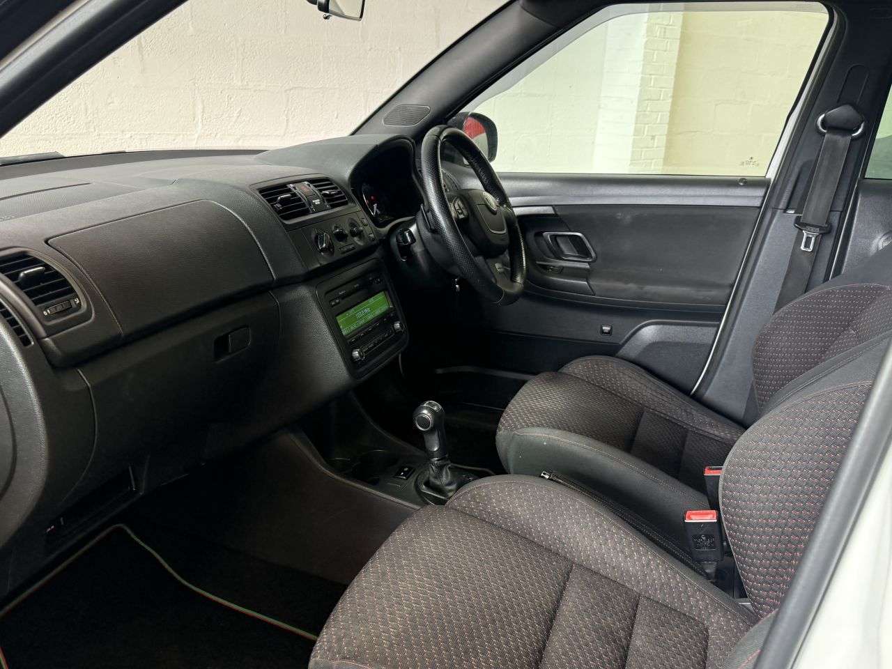 2012 SKODA FABIA 2012 SKODA FABIA