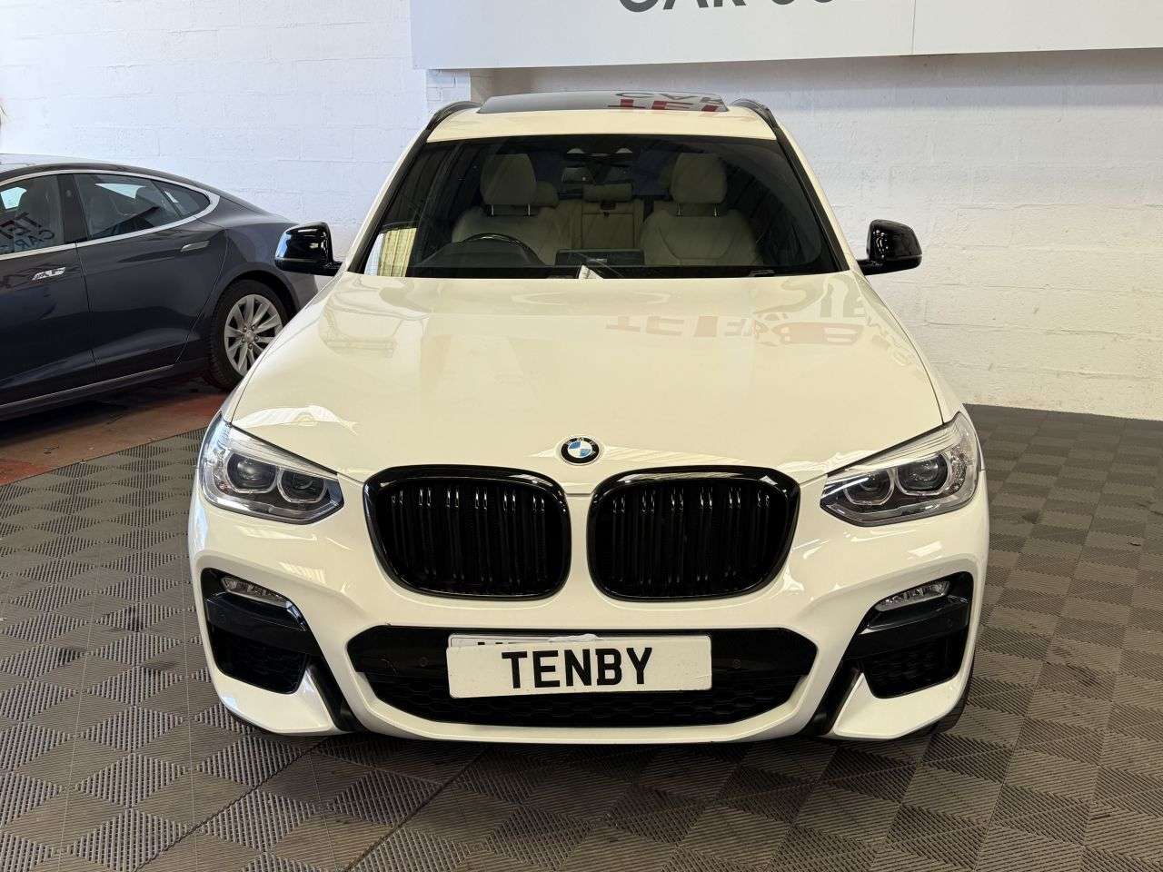 A 2018 BMW X3 2.0 20d M Sport SUV 5dr Diesel Auto xDrive Euro 6 (s/s) (190 ps) A 2018 BMW X3 2.0 20d M Sport SUV 5dr Diesel Auto xDrive Euro 6 (s/s) (190 ps)