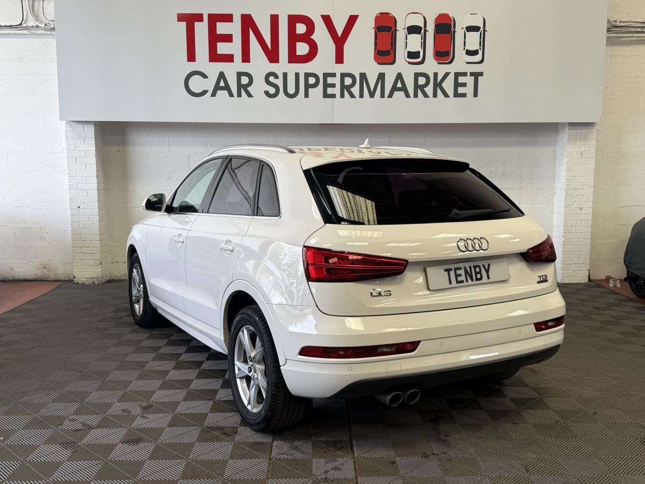 2017 AUDI Q3 2017 AUDI Q3