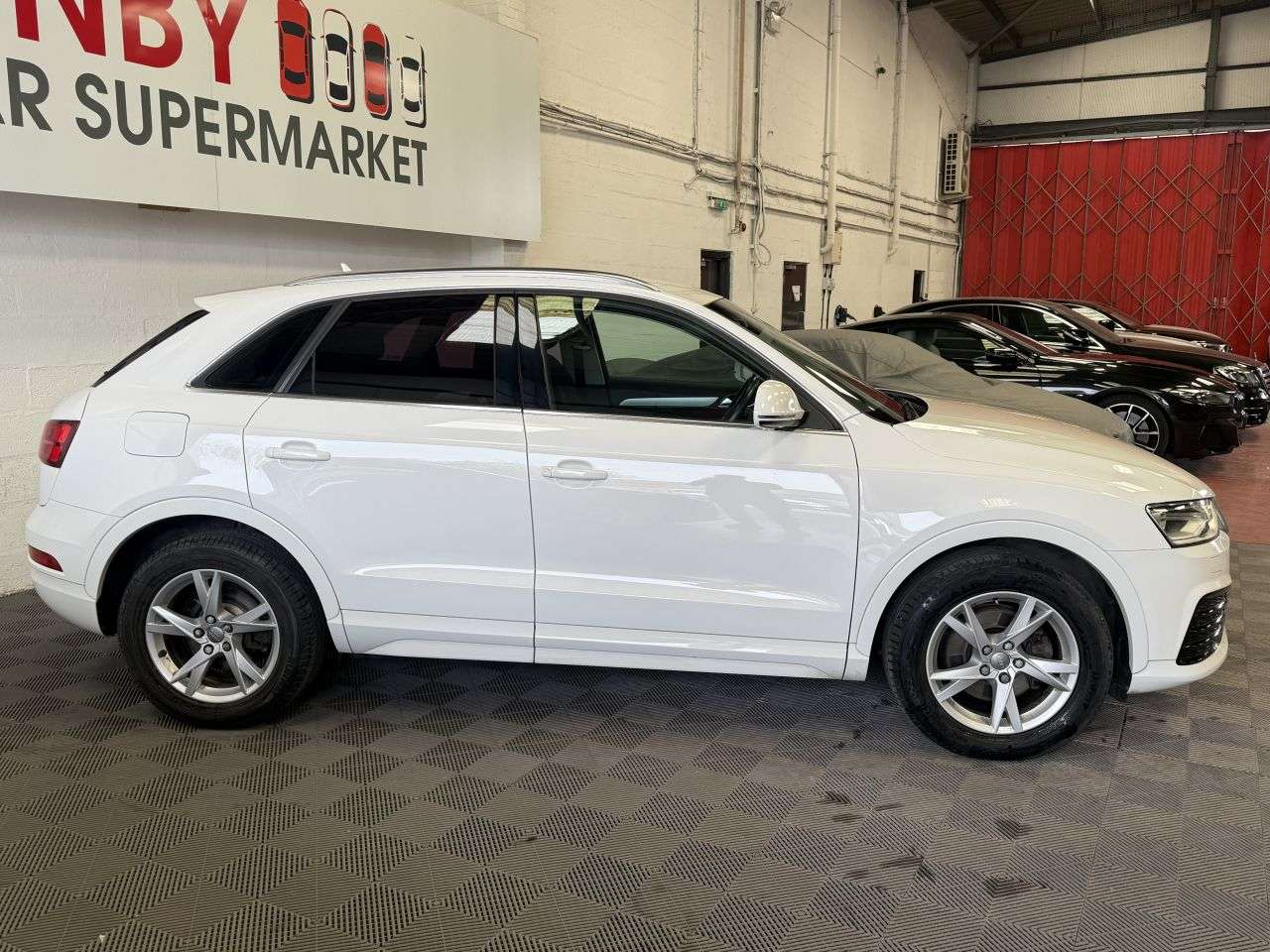 2017 AUDI Q3 2017 AUDI Q3