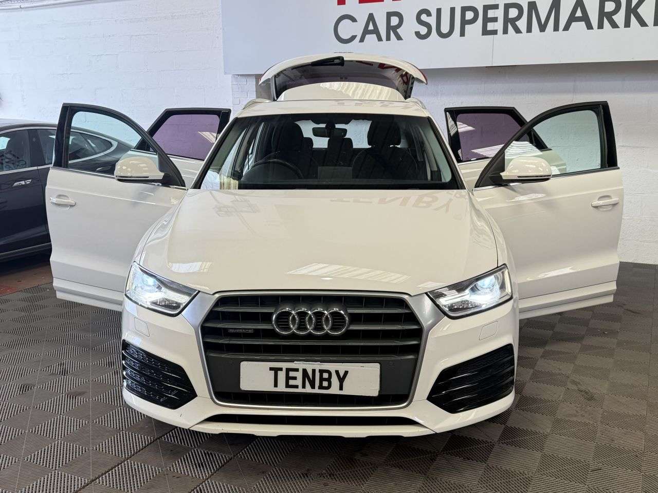 2017 AUDI Q3 2017 AUDI Q3