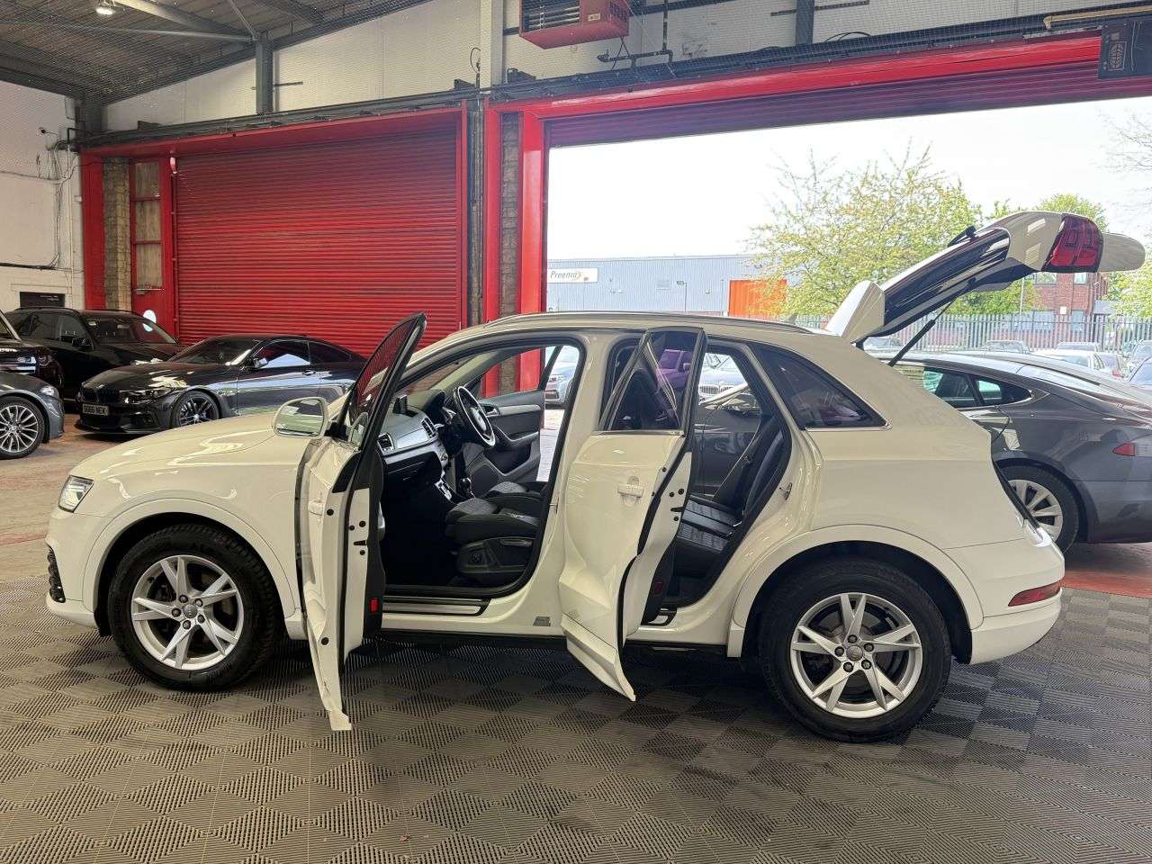 2017 AUDI Q3 2017 AUDI Q3