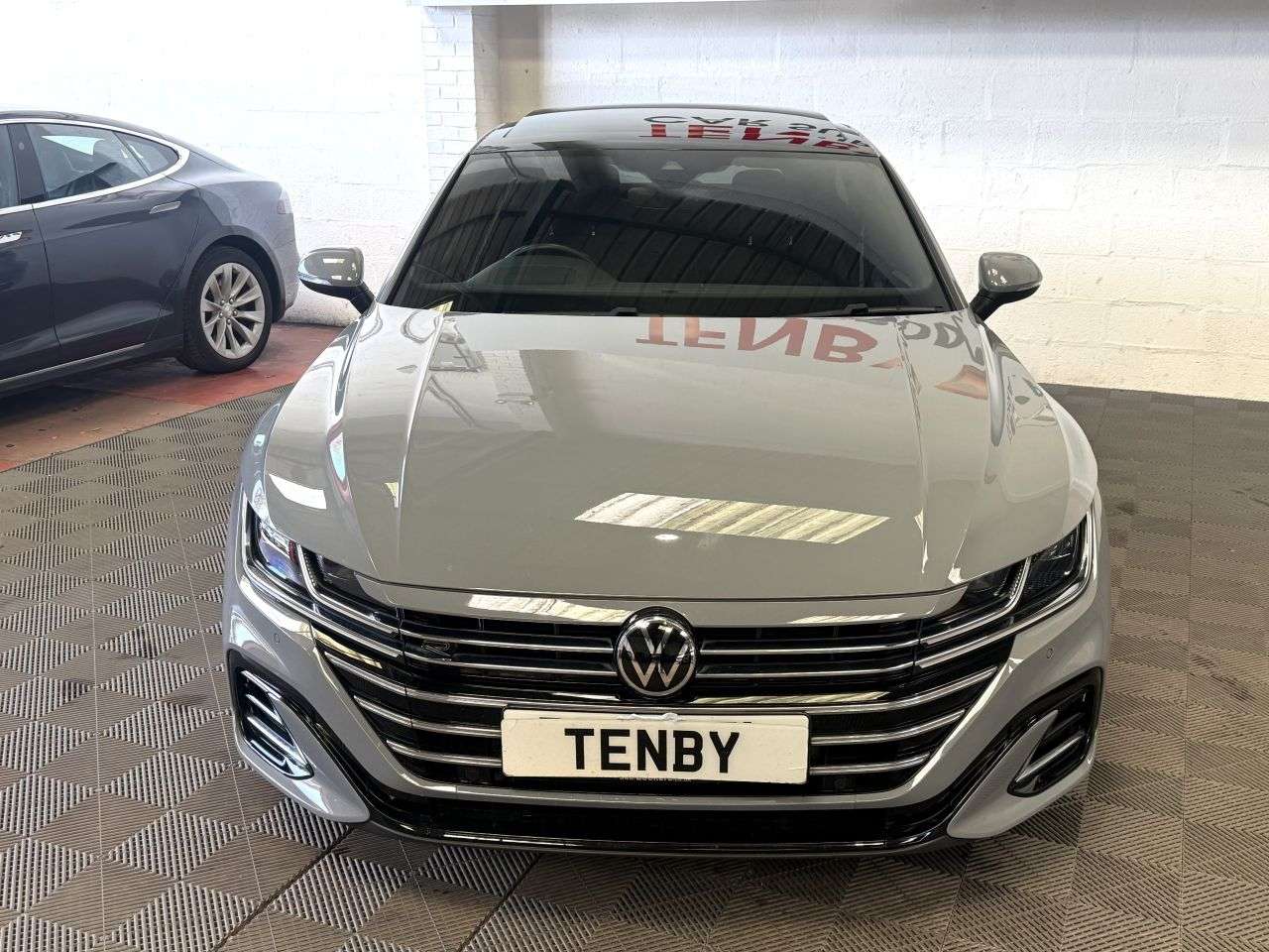 A 2021 VOLKSWAGEN ARTEON 2.0 TSI R-Line Fastback 5dr Petrol DSG Euro 6 (s/s) (190 ps) 19"ALLOYS+REV A 2021 VOLKSWAGEN ARTEON 2.0 TSI R-Line Fastback 5dr Petrol DSG Euro 6 (s/s) (190 ps) 19"ALLOYS+REV