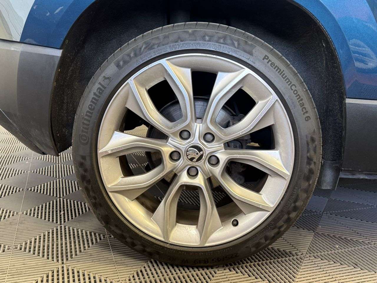 2019 SKODA KAROQ 2019 SKODA KAROQ