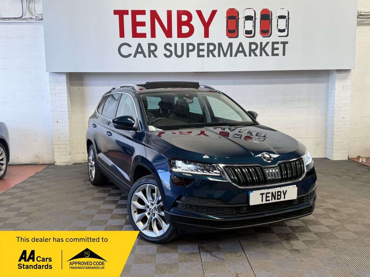 A 2019 SKODA KAROQ 2.0 TDI Edition SUV 5dr Diesel DSG 4WD Euro 6 (s/s) (150 ps) A 2019 SKODA KAROQ 2.0 TDI Edition SUV 5dr Diesel DSG 4WD Euro 6 (s/s) (150 ps)