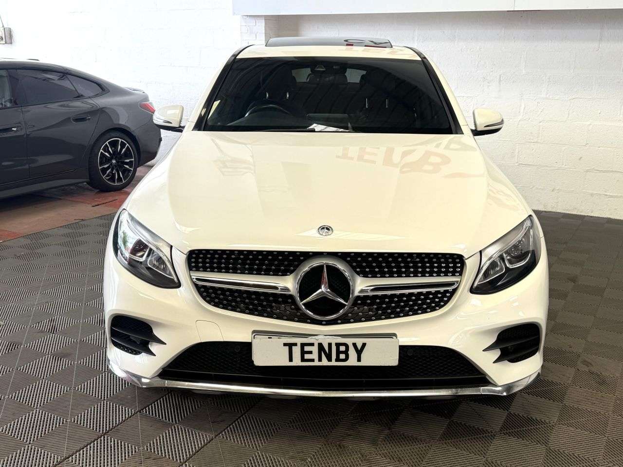 A 2018 MERCEDES-BENZ GLC 2.1 GLC250d AMG Line (Premium Plus) Coupe 5dr Diesel G-Tronic 4MATIC Euro 6 A 2018 MERCEDES-BENZ GLC 2.1 GLC250d AMG Line (Premium Plus) Coupe 5dr Diesel G-Tronic 4MATIC Euro 6