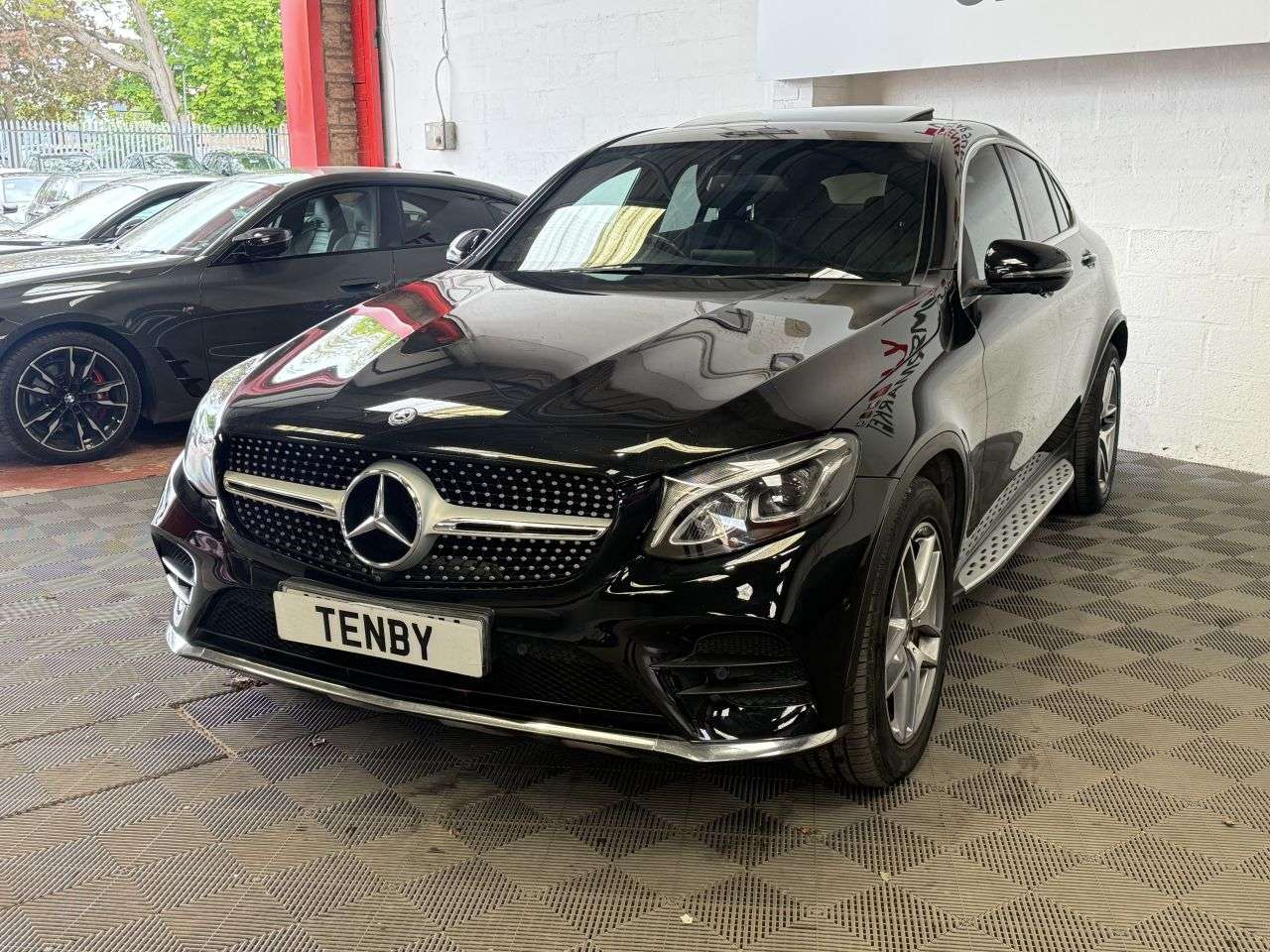 A 2017 MERCEDES-BENZ GLC 2.1 GLC220d AMG Line (Premium) Coupe 5dr Diesel G-Tronic 4MATIC Euro 6 (s/s A 2017 MERCEDES-BENZ GLC 2.1 GLC220d AMG Line (Premium) Coupe 5dr Diesel G-Tronic 4MATIC Euro 6 (s/s