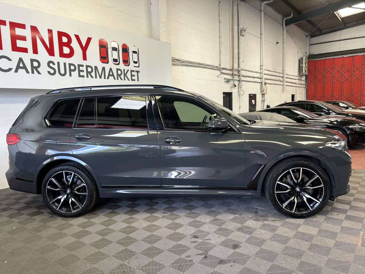 2021 BMW X7 2021 BMW X7