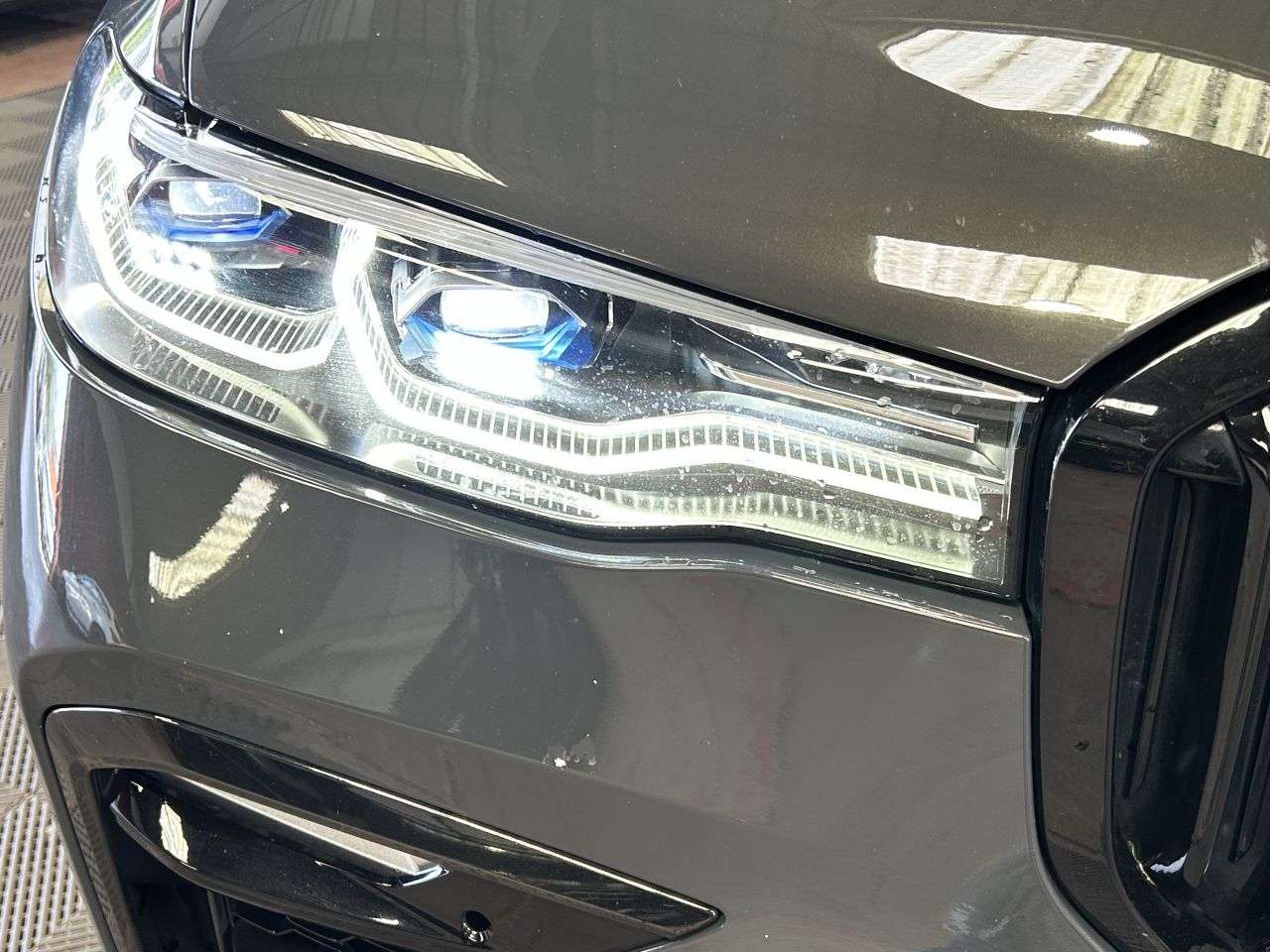 2021 BMW X7 2021 BMW X7