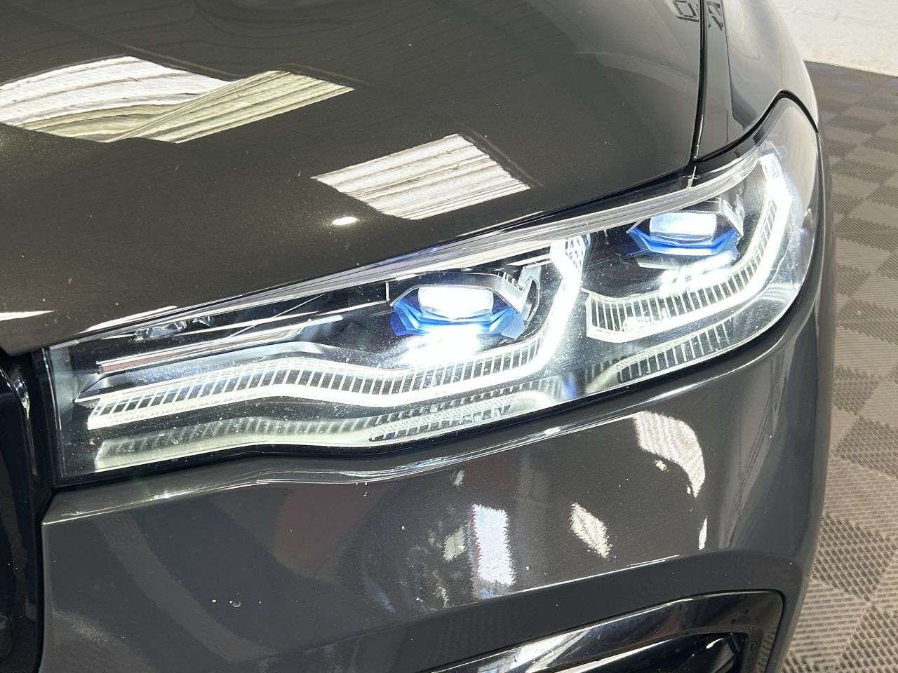 2021 BMW X7 2021 BMW X7