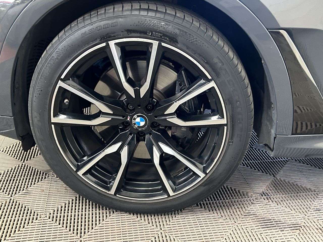 2021 BMW X7 2021 BMW X7