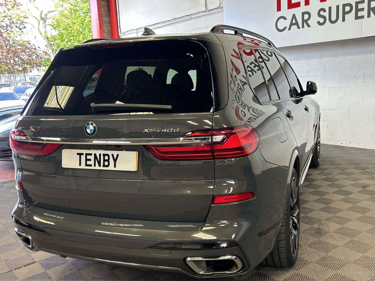 2021 BMW X7 2021 BMW X7