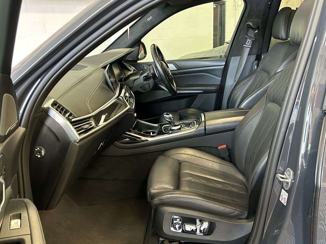2021 BMW X7 2021 BMW X7