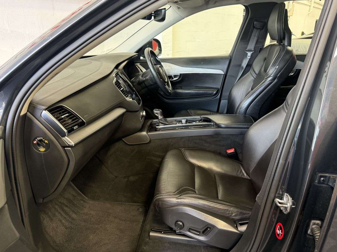 2016 VOLVO XC90 2016 VOLVO XC90