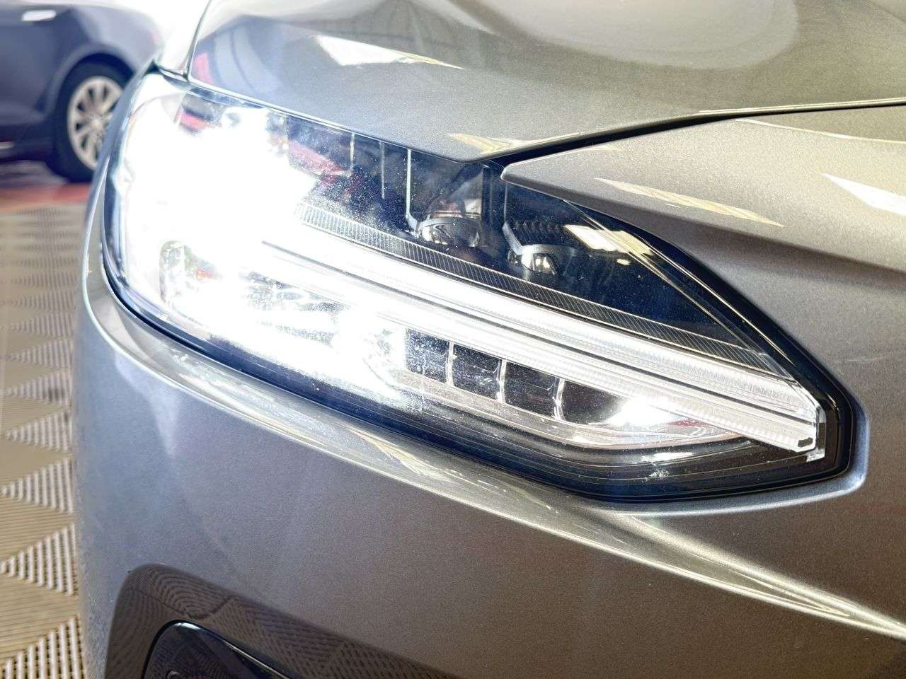 2019 VOLVO S90 2019 VOLVO S90