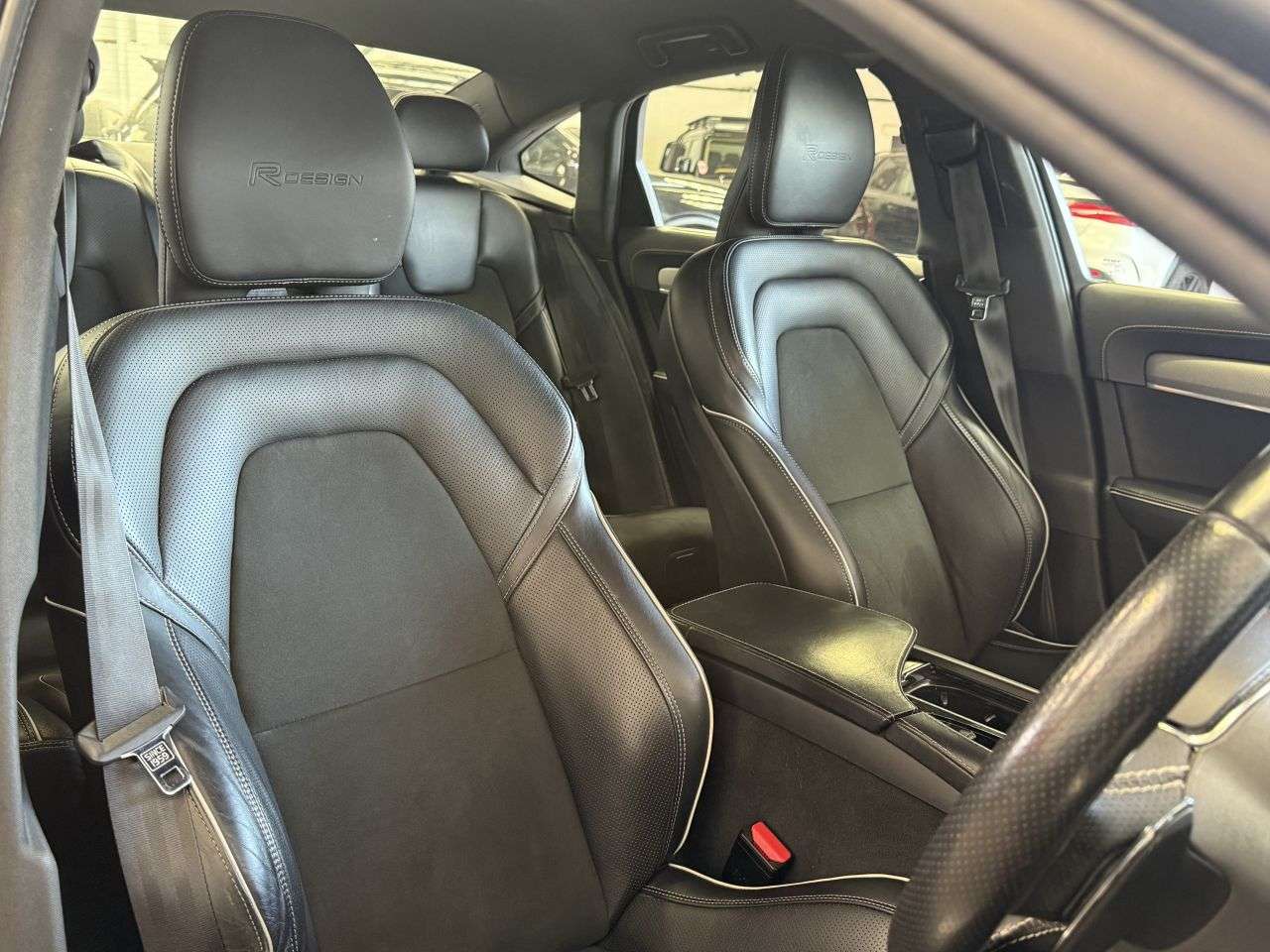 2019 VOLVO S90 2019 VOLVO S90