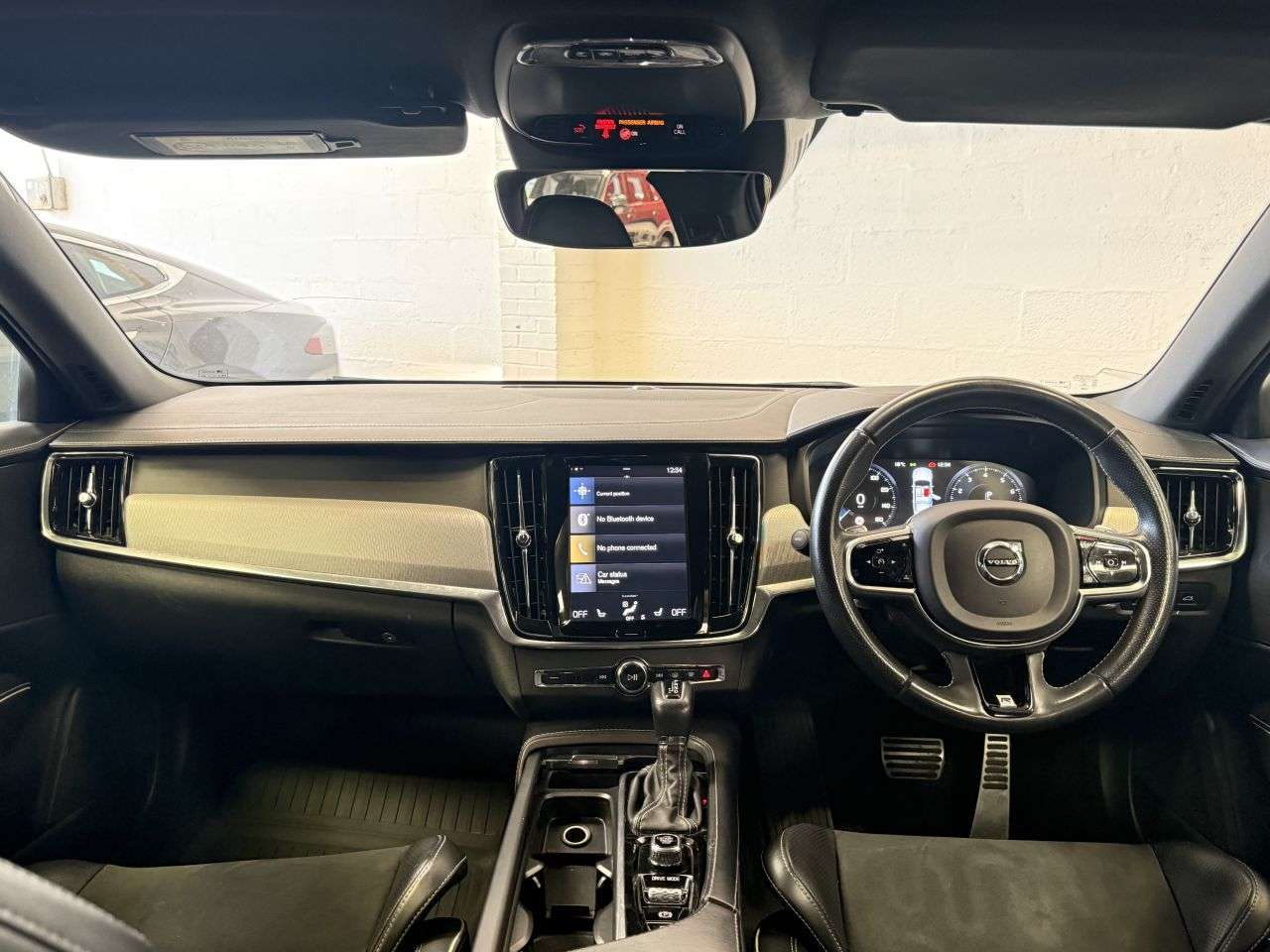 2019 VOLVO S90 2019 VOLVO S90