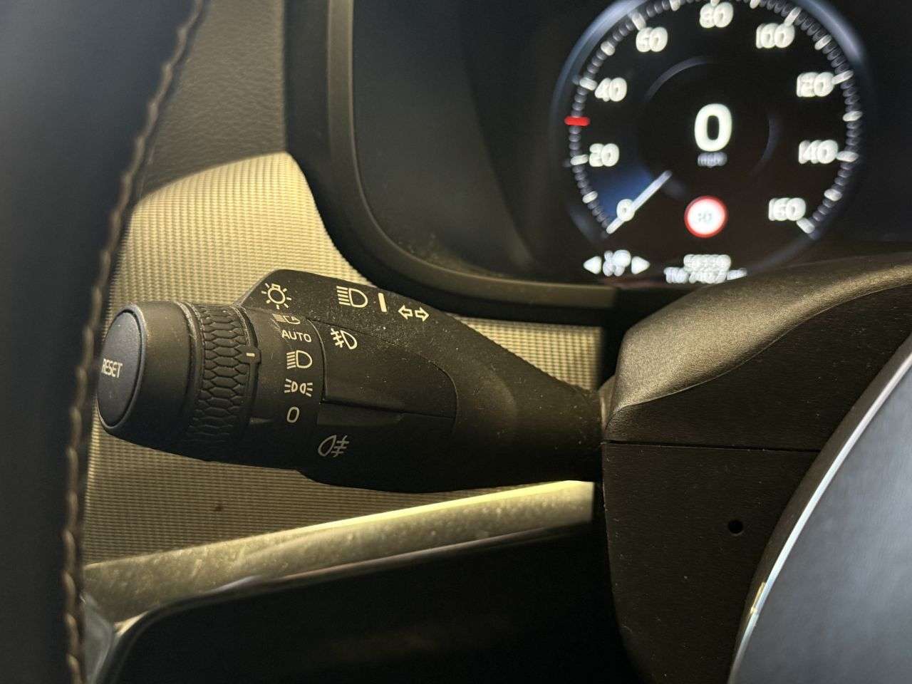 2019 VOLVO S90 2019 VOLVO S90