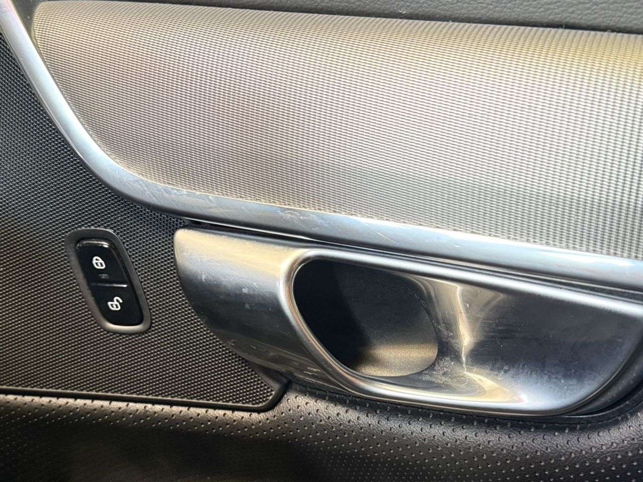 2019 VOLVO S90 2019 VOLVO S90
