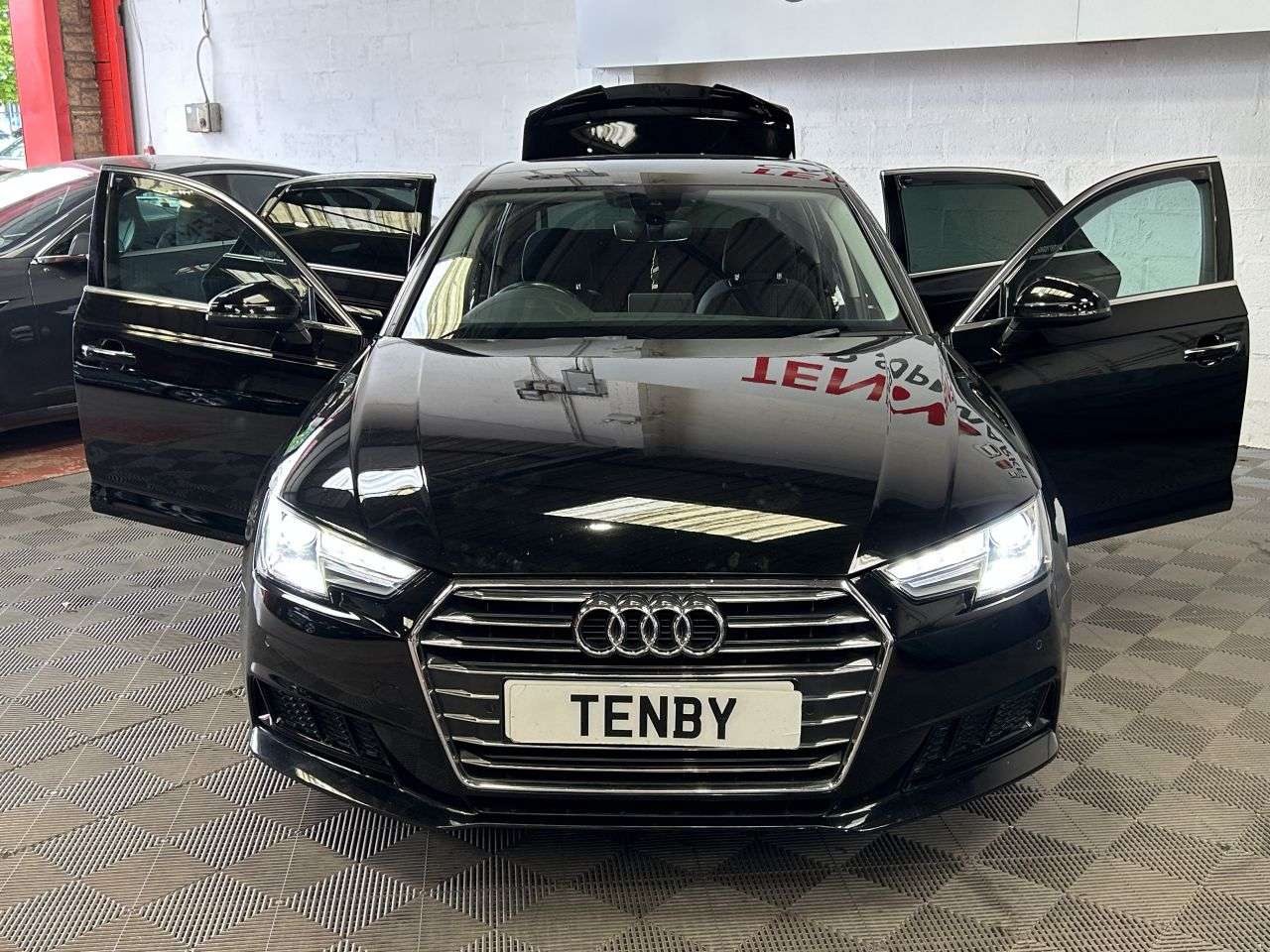 2018 AUDI A4 2018 AUDI A4