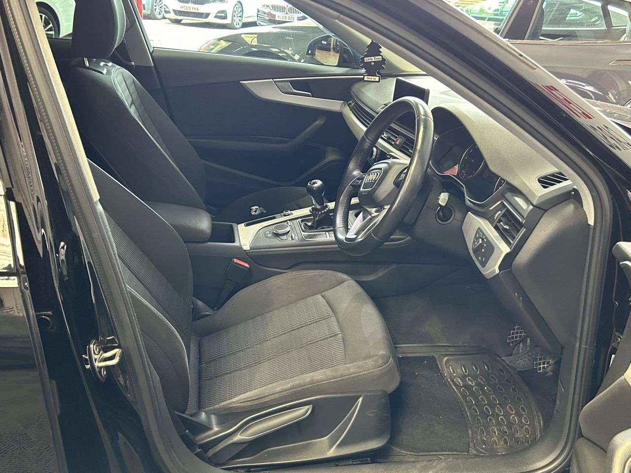 2018 AUDI A4 2018 AUDI A4