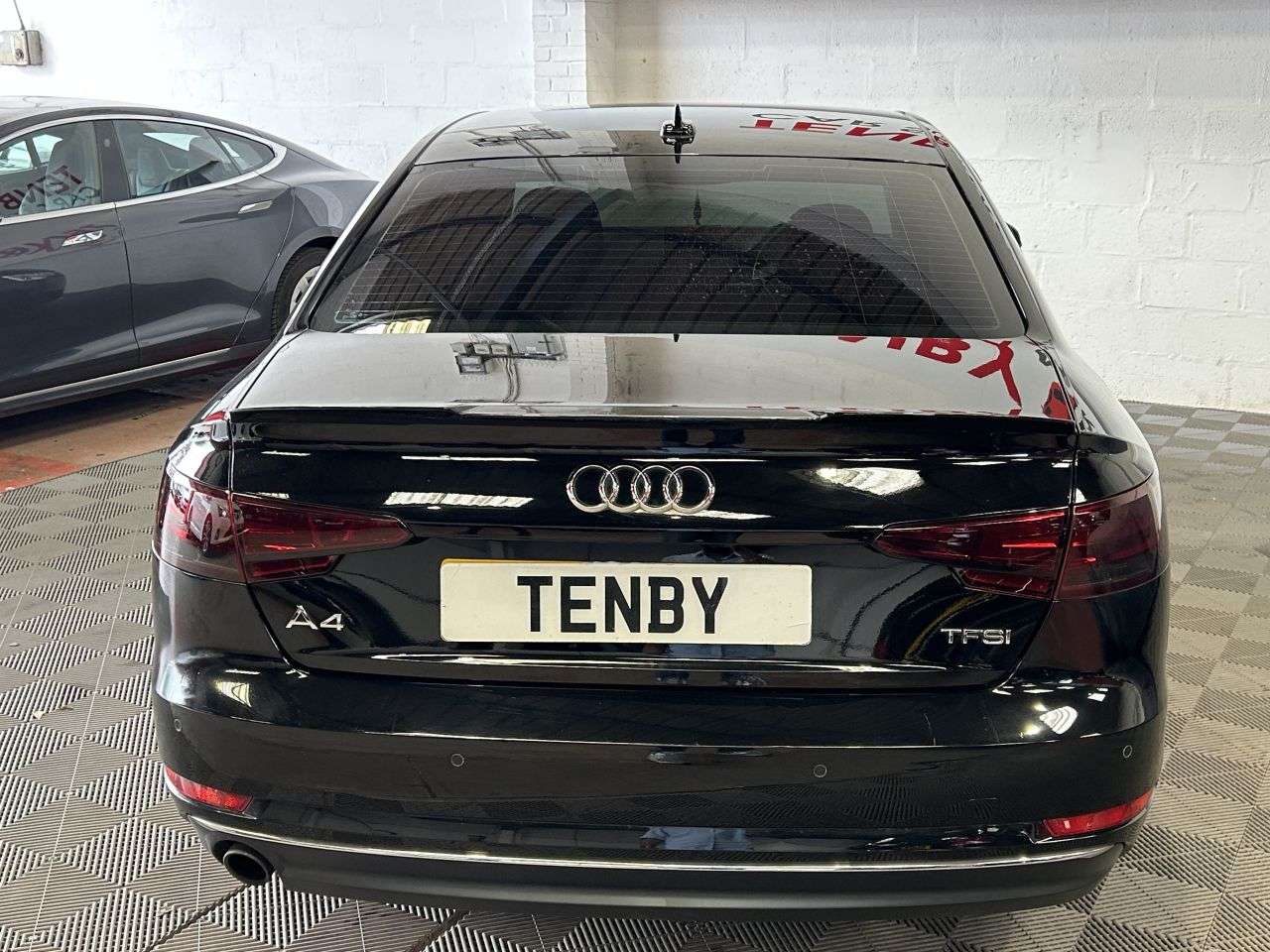2018 AUDI A4 2018 AUDI A4