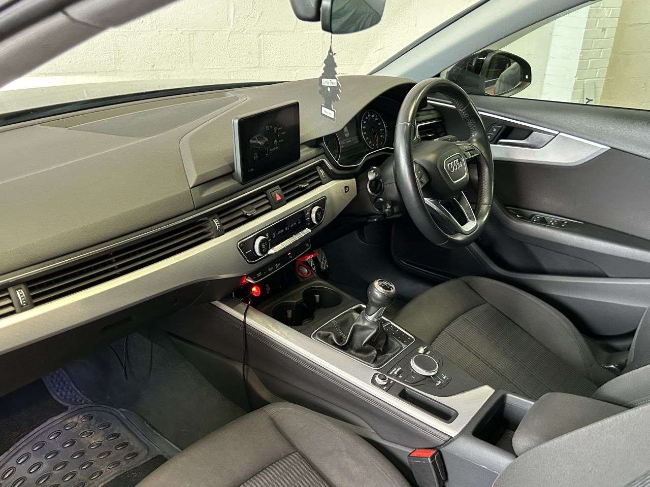 2018 AUDI A4 2018 AUDI A4