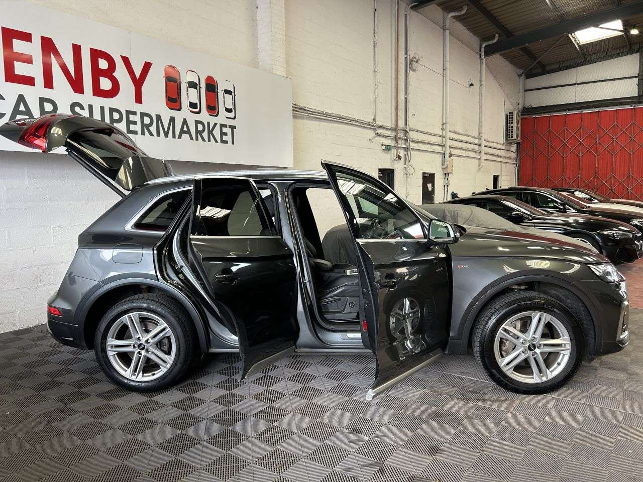 2021 AUDI Q5 2021 AUDI Q5