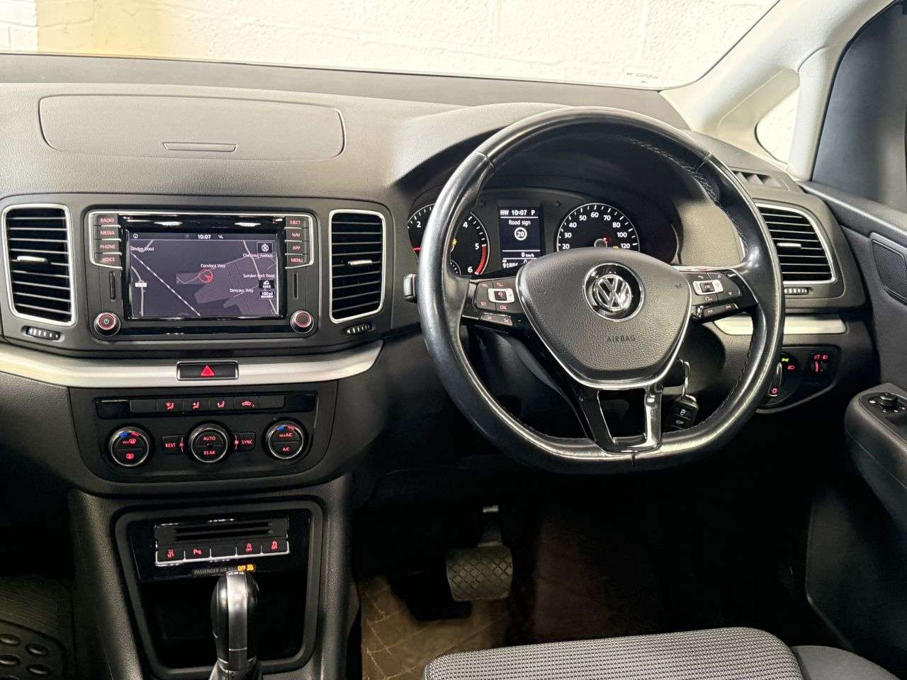 2020 VOLKSWAGEN SHARAN 2020 VOLKSWAGEN SHARAN