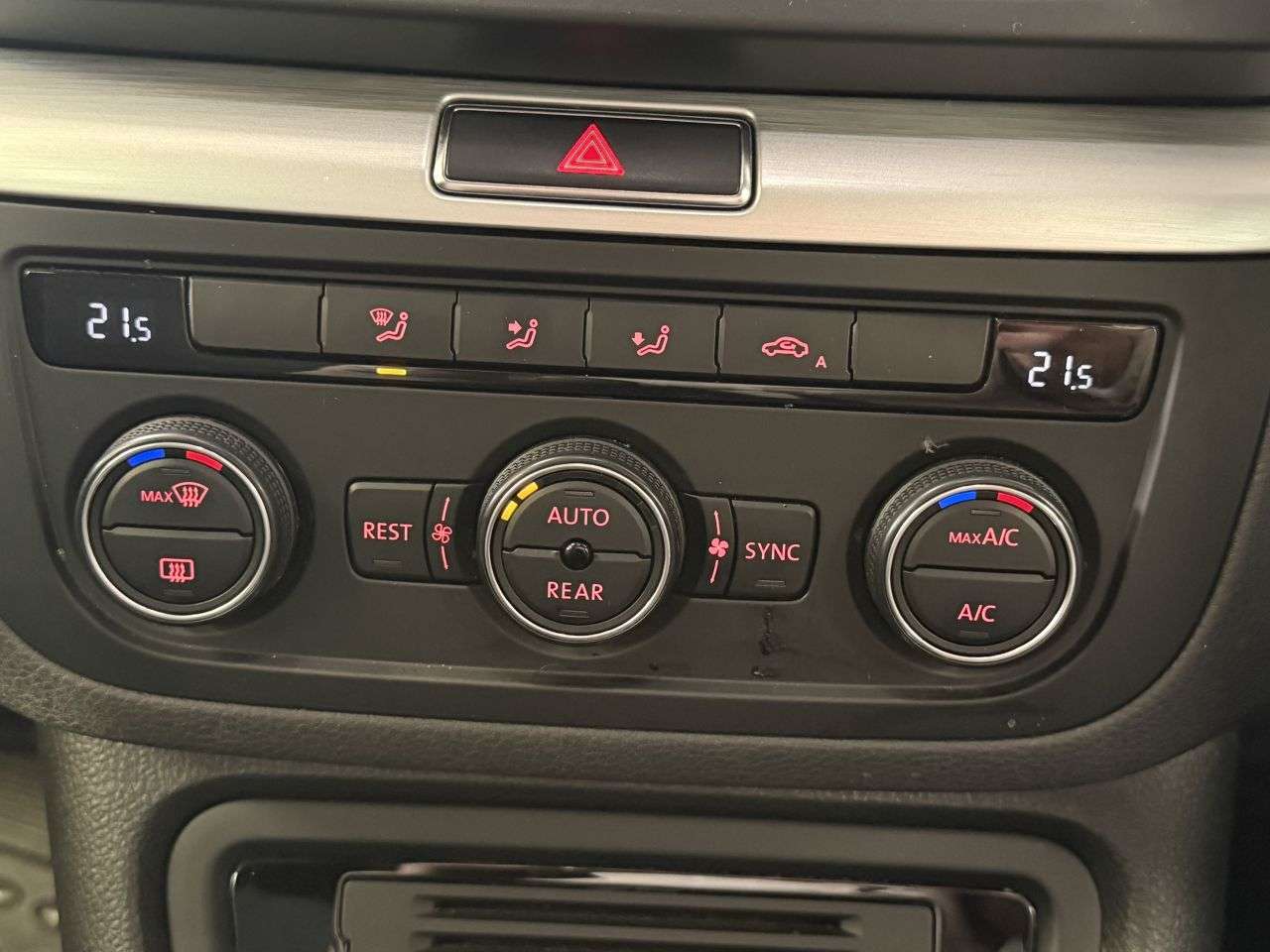 2020 VOLKSWAGEN SHARAN 2020 VOLKSWAGEN SHARAN
