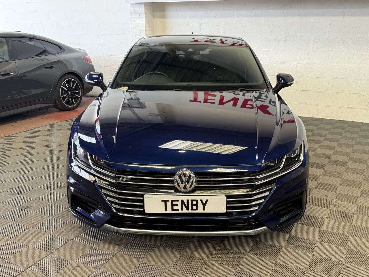 A 2018 VOLKSWAGEN ARTEON 1.5 TSI EVO R-Line Fastback 5dr Petrol DSG Euro 6 (s/s) (150 ps) DIGI DASH+ A 2018 VOLKSWAGEN ARTEON 1.5 TSI EVO R-Line Fastback 5dr Petrol DSG Euro 6 (s/s) (150 ps) DIGI DASH+