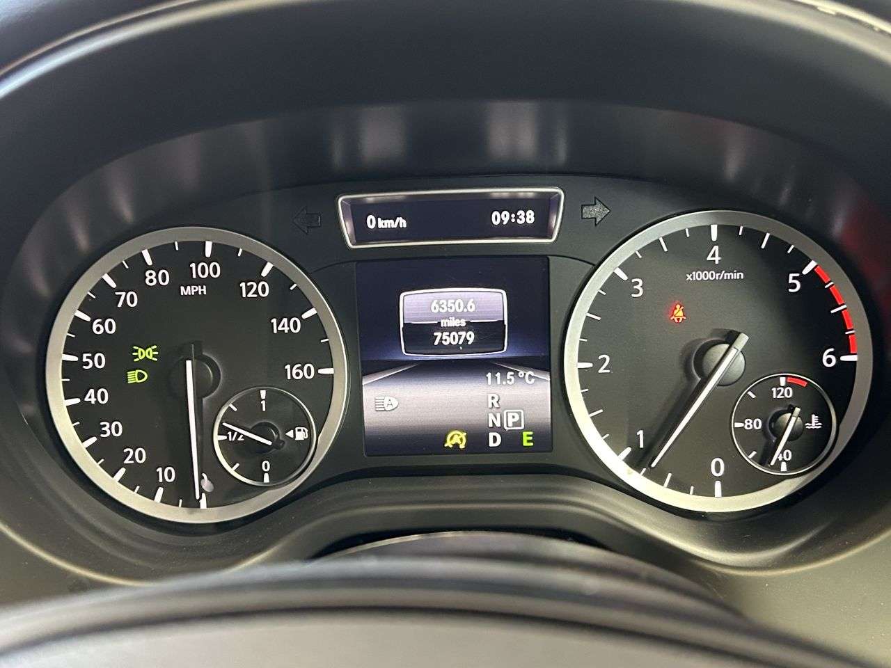 2017 INFINITI Q30 2017 INFINITI Q30