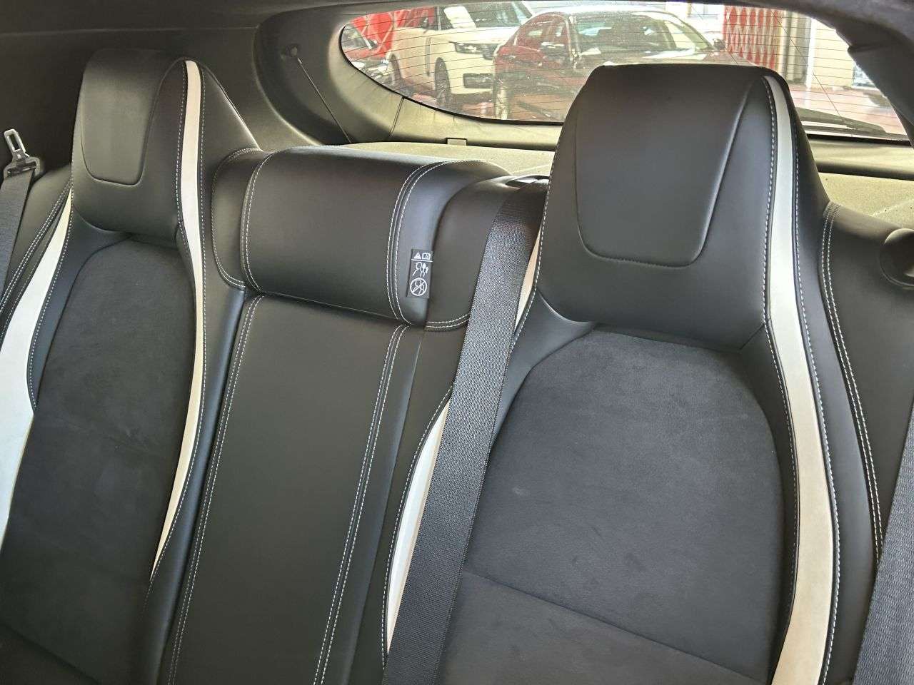 2017 INFINITI Q30 2017 INFINITI Q30