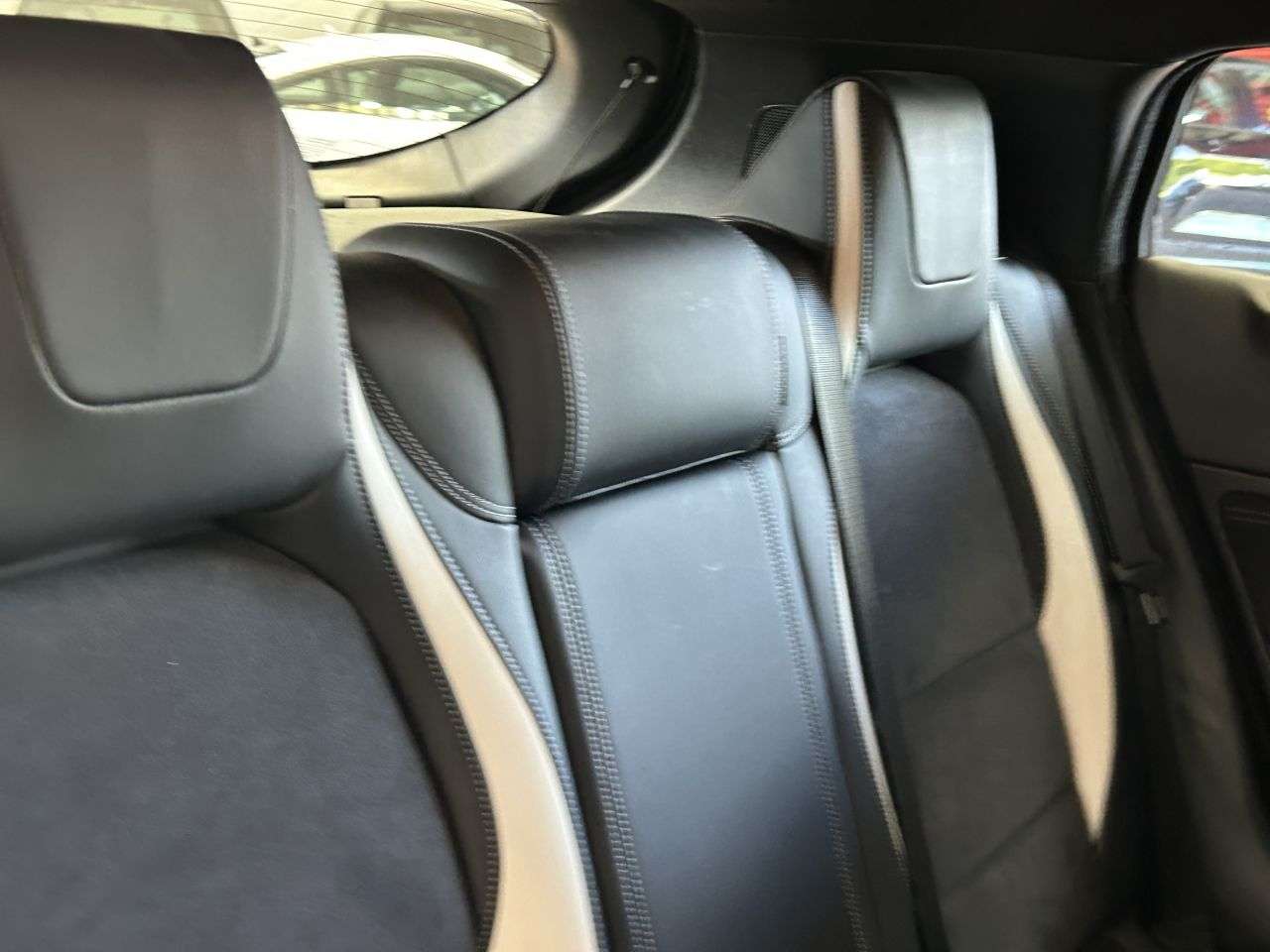 2017 INFINITI Q30 2017 INFINITI Q30