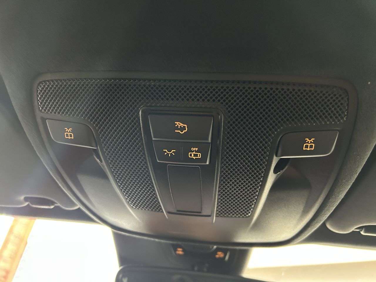 2017 INFINITI Q30 2017 INFINITI Q30
