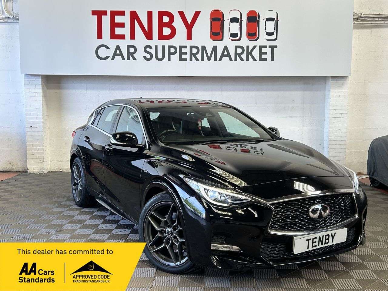 A 2017 INFINITI Q30 2.2d Sport Hatchback 5dr Diesel DCT AWD Euro 6 (s/s) (170 ps) A 2017 INFINITI Q30 2.2d Sport Hatchback 5dr Diesel DCT AWD Euro 6 (s/s) (170 ps)