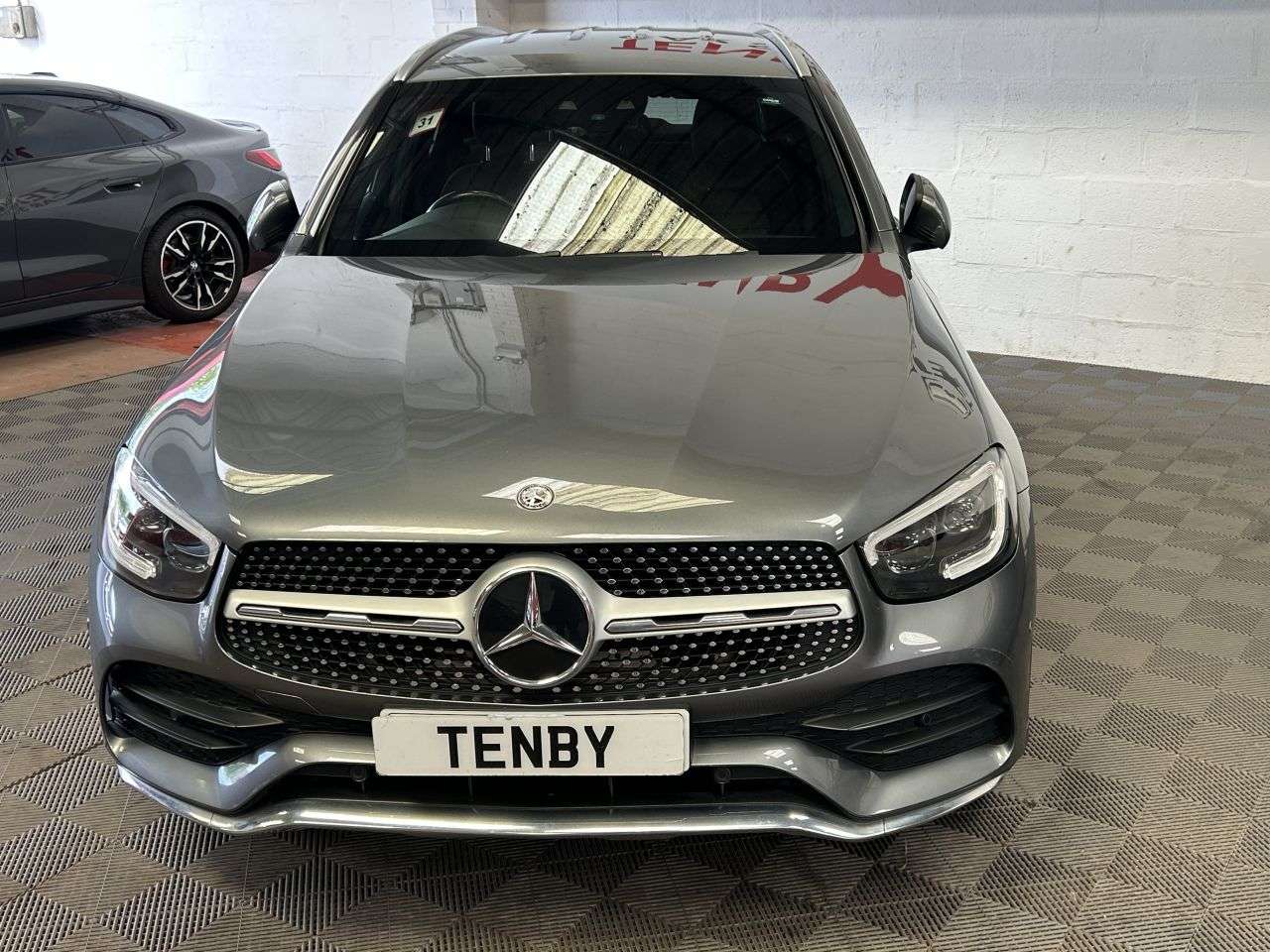 A 2021 MERCEDES-BENZ GLC 2.0 GLC220d AMG Line (Premium) SUV 5dr Diesel G-Tronic+ 4MATIC Euro 6 (s/s) A 2021 MERCEDES-BENZ GLC 2.0 GLC220d AMG Line (Premium) SUV 5dr Diesel G-Tronic+ 4MATIC Euro 6 (s/s)