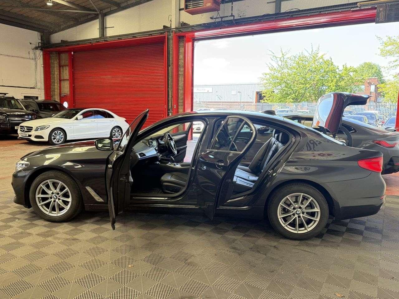 2017 BMW 5 SERIES 2017 BMW 5 SERIES