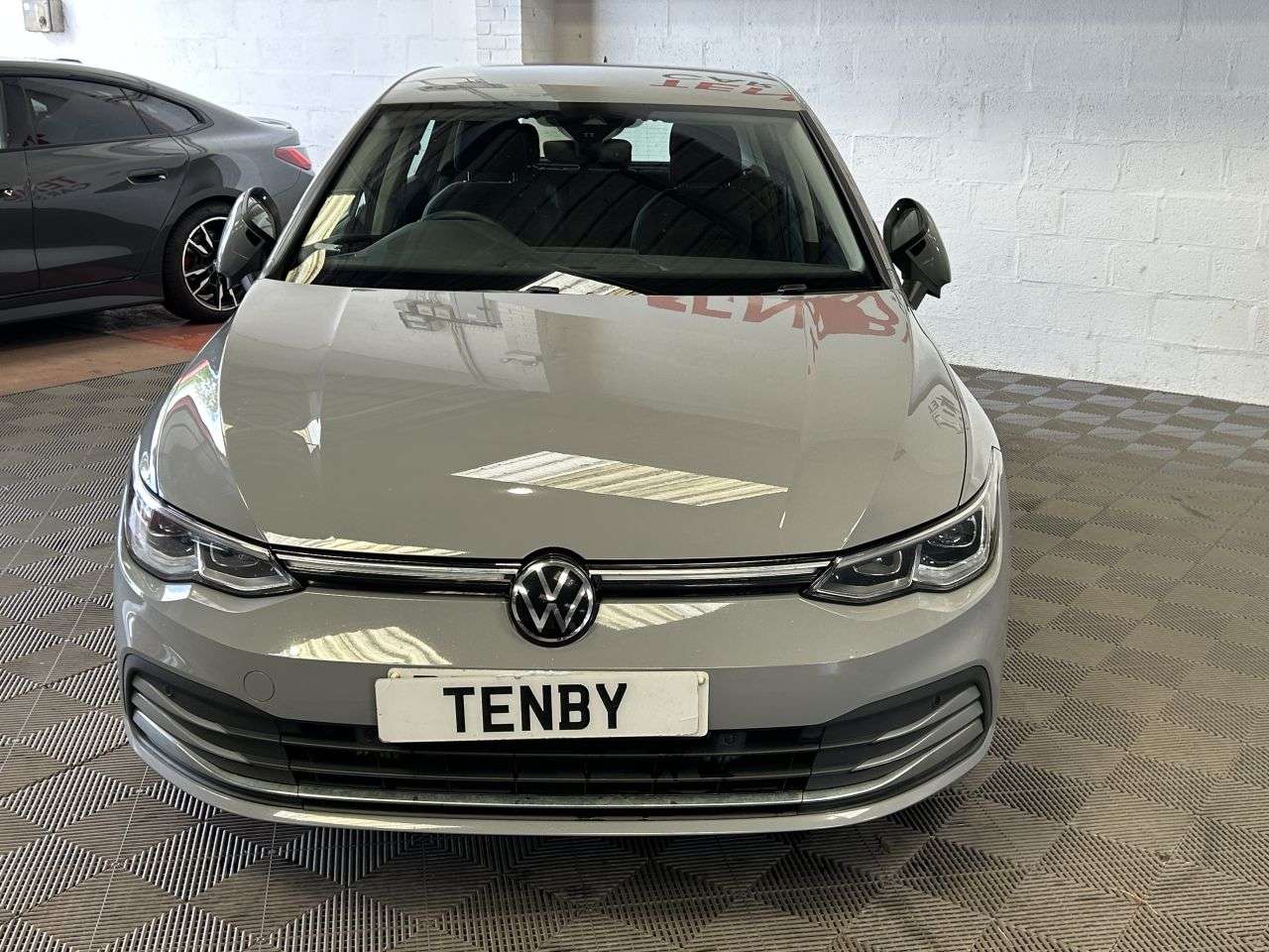 A 2022 VOLKSWAGEN GOLF 1.4 TSI 13kWh Style Hatchback 5dr Petrol Plug-in Hybrid DSG Euro 6 (s/s) (2 A 2022 VOLKSWAGEN GOLF 1.4 TSI 13kWh Style Hatchback 5dr Petrol Plug-in Hybrid DSG Euro 6 (s/s) (2