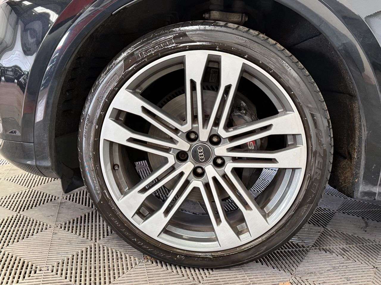 2018 AUDI SQ5 2018 AUDI SQ5