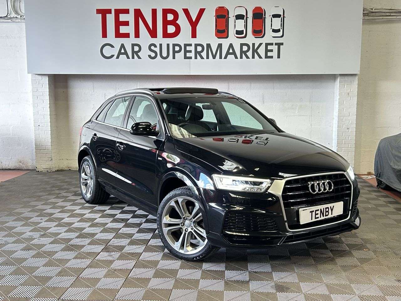 A 2017 AUDI Q3 1.4 TFSI CoD S line Edition SUV 5dr Petrol S Tronic Euro 6 (s/s) (150 ps) A 2017 AUDI Q3 1.4 TFSI CoD S line Edition SUV 5dr Petrol S Tronic Euro 6 (s/s) (150 ps)