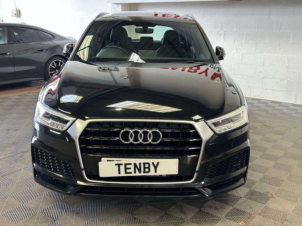 A 2017 AUDI Q3 1.4 TFSI CoD S line Edition SUV 5dr Petrol S Tronic Euro 6 (s/s) (150 ps) A 2017 AUDI Q3 1.4 TFSI CoD S line Edition SUV 5dr Petrol S Tronic Euro 6 (s/s) (150 ps)